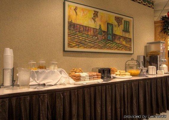 Econo Lodge Inn & Suites Lumberton Restoran gambar